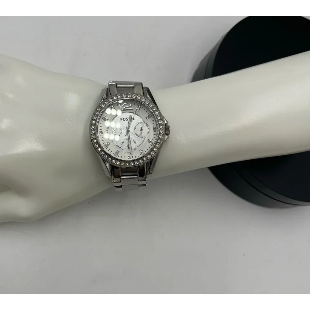 Fossil Riley‎ Stainless Steel Watch model ES3202 *new battery